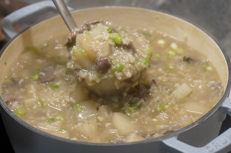Korean Beef and Radish Porridge (소고기무죽)